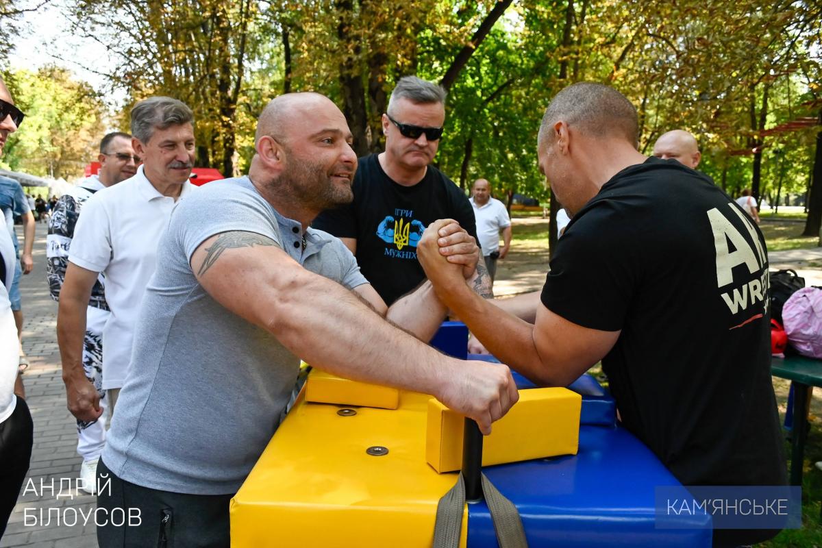 спортсмены