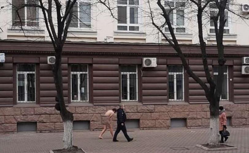 голый