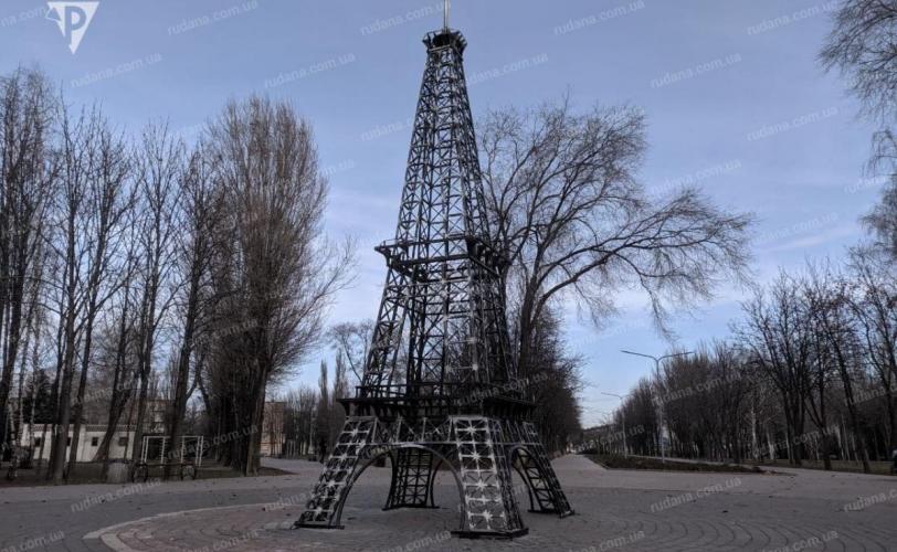 башня