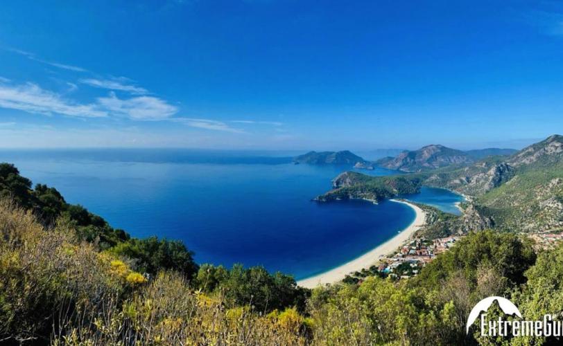море