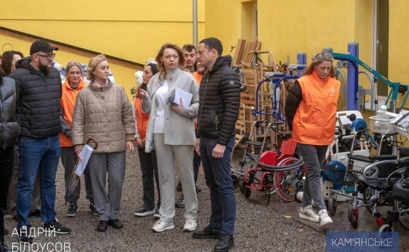 гуманітарний вантаж