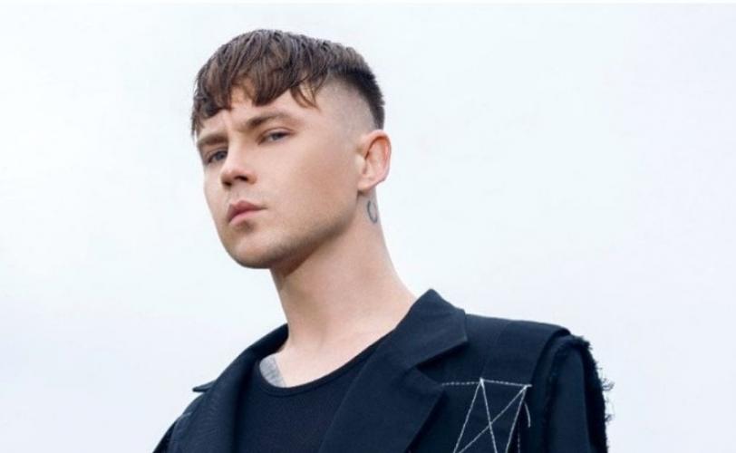 Артем Пивоваров