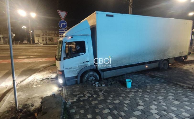 вантажівка 