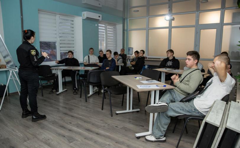 16 днів проти насильства