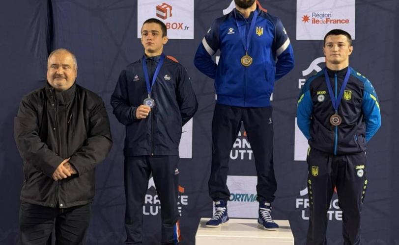 спортсмены