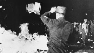 сожжение книг