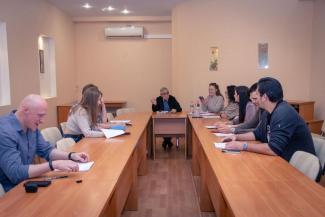 театр