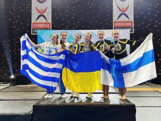 спортсмены