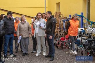 гуманітарний вантаж