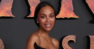  Зоя Салдана