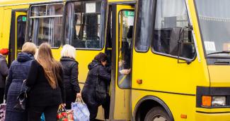 громадський транспорт